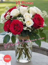 Contraste de Amor: Centro de Mesa de Rosas Rojas y Blancas México